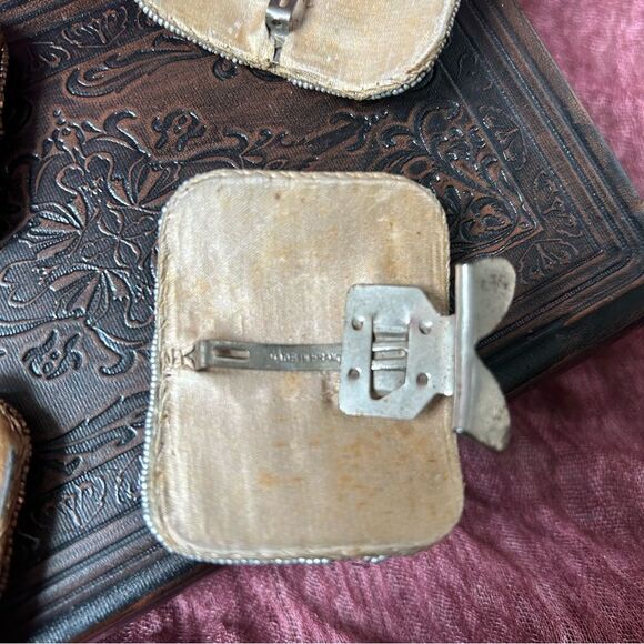 Vintage Victorian Art Deco 1920s Lot of Beaded Shoe Clips Made in France - Picture 8 of 8